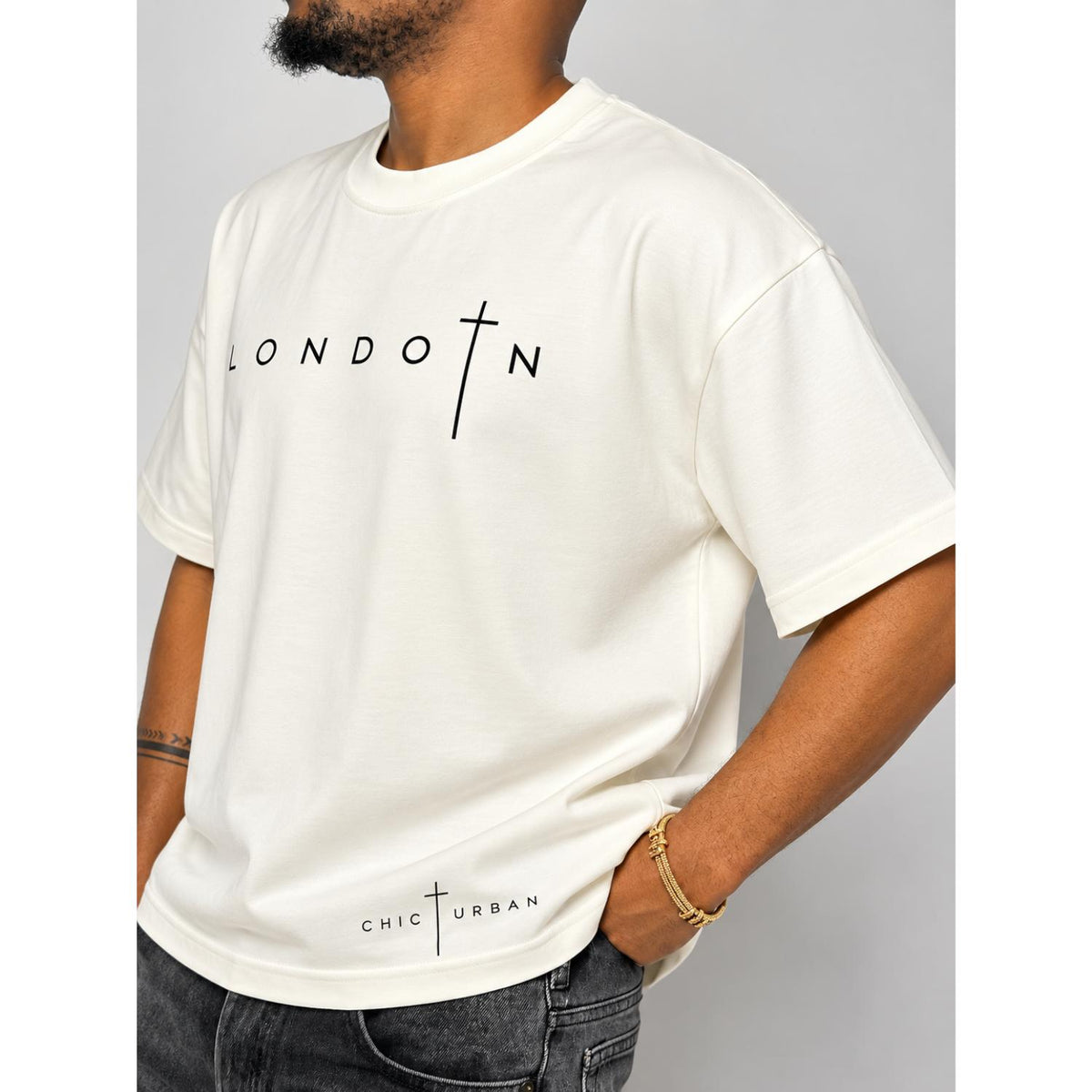 London Grace Oversized Off-white T-Shirt